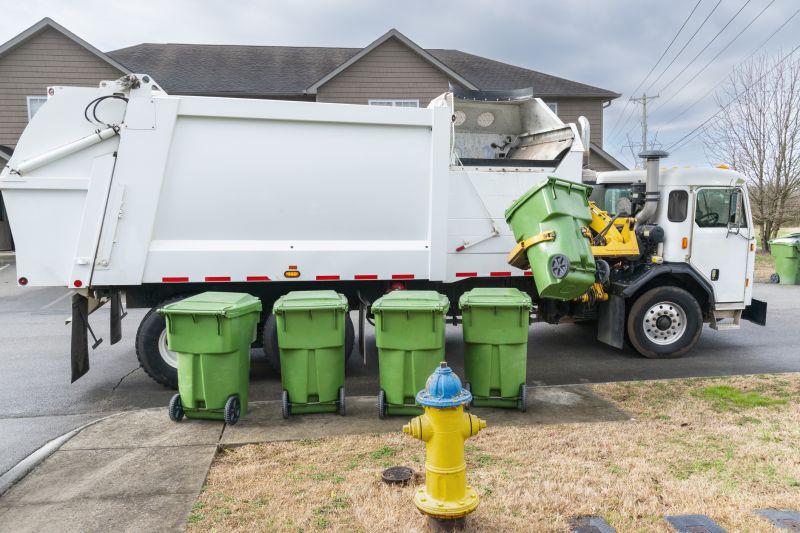 Yard Waste Collection Trucks